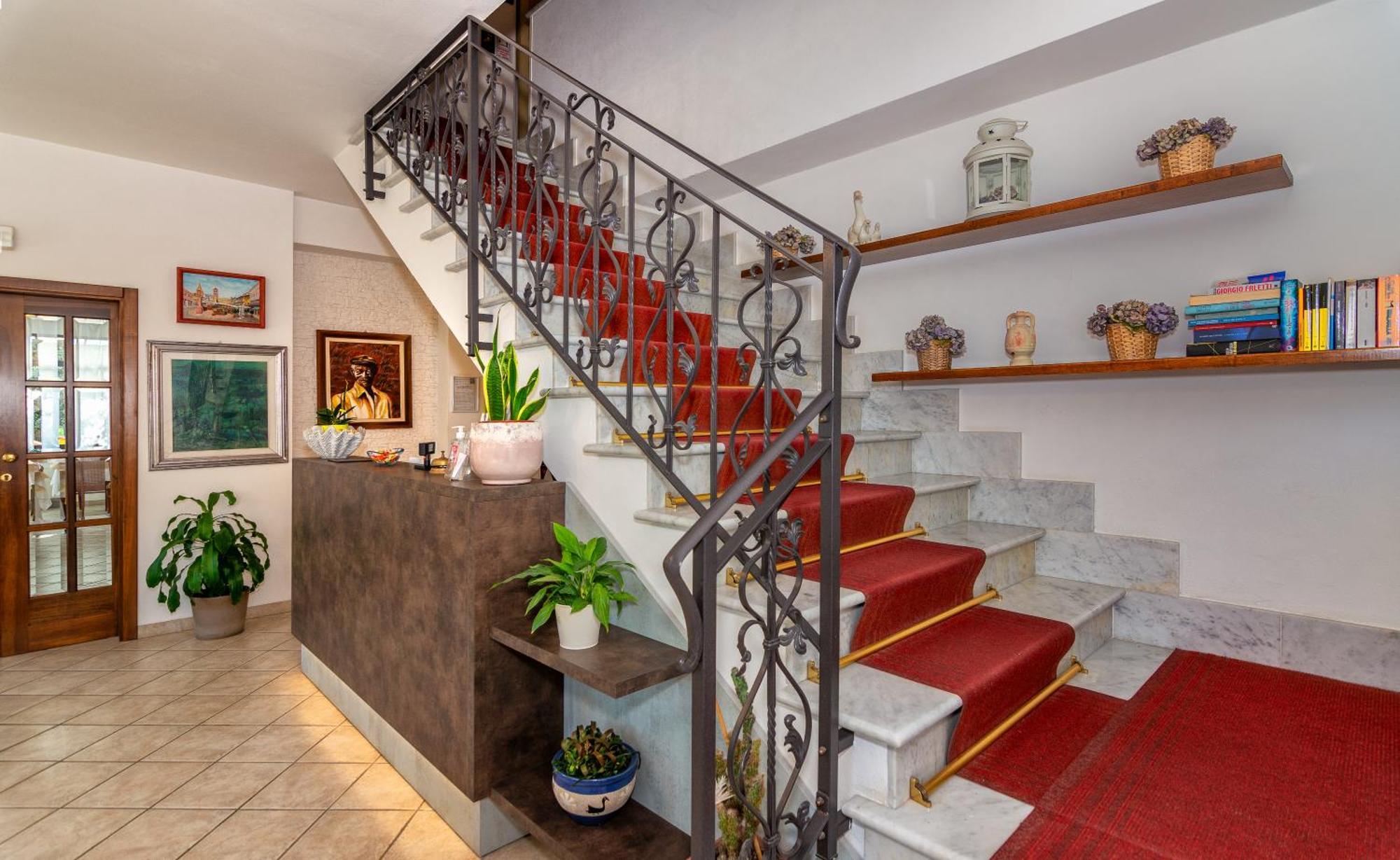 Hotel Eura Marina di Massa Εξωτερικό φωτογραφία