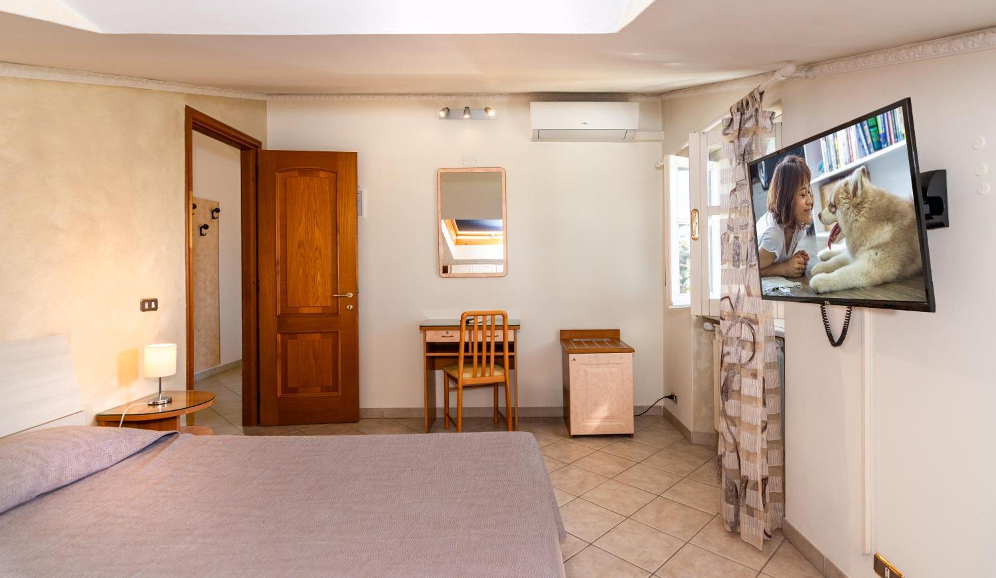 Hotel Eura Marina di Massa Εξωτερικό φωτογραφία