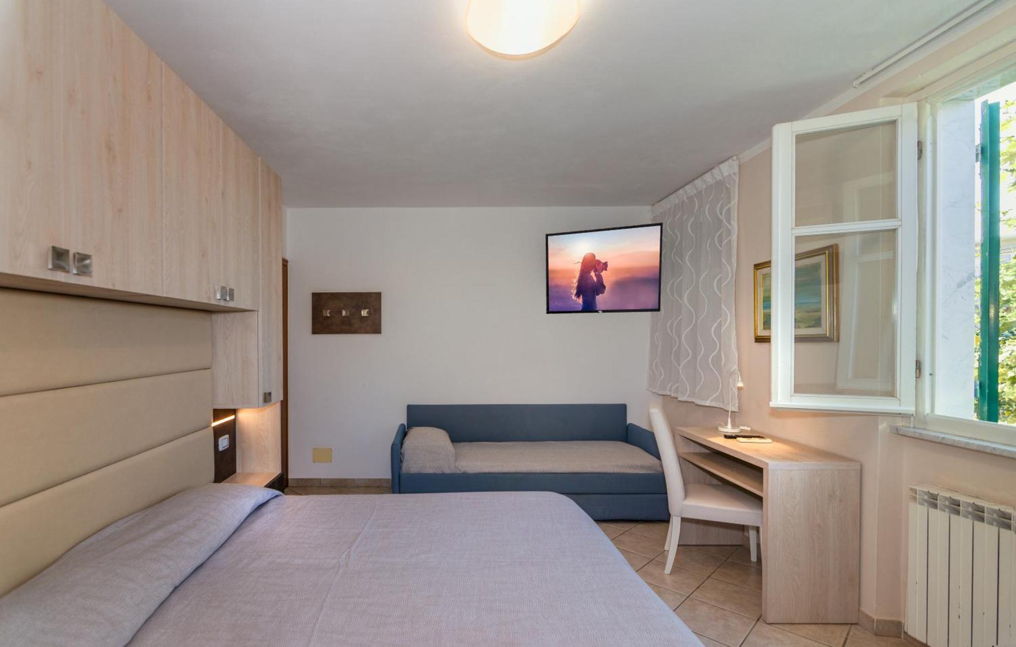 Hotel Eura Marina di Massa Εξωτερικό φωτογραφία