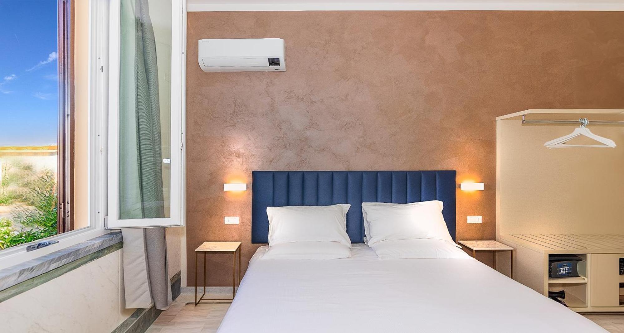 Hotel Eura Marina di Massa Εξωτερικό φωτογραφία